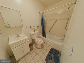 723 E Church Lane, Philadelphia PA 19144