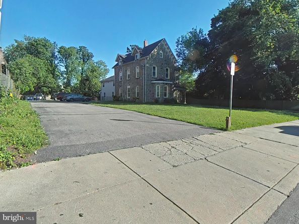 723 E Church Lane, Philadelphia PA 19144