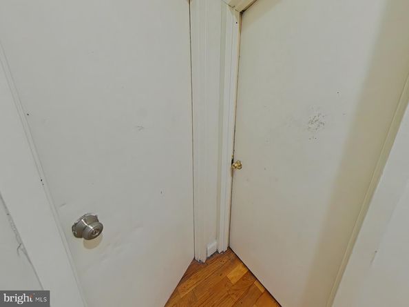 723 E Church Lane, Philadelphia PA 19144