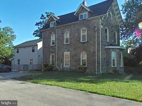 723 E Church Lane, Philadelphia PA 19144
