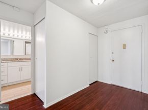 1420 Locust Street 28P, Philadelphia PA 19102
