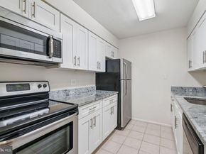 1420 Locust Street 28P, Philadelphia PA 19102