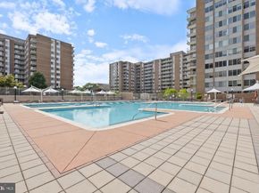 3001 Veazey NW 116, Washington DC 20008