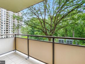 5225 Pooks Hill Road 520N, Bethesda MD 20814