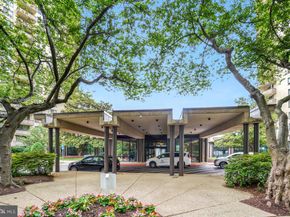 5225 Pooks Hill Road 520N, Bethesda MD 20814