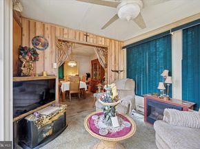 662 S Oak Avenue, Secane PA 19018