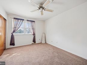 662 S Oak Avenue, Secane PA 19018