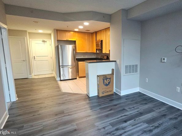3600 S Glebe Road 330W, Arlington VA 22202
