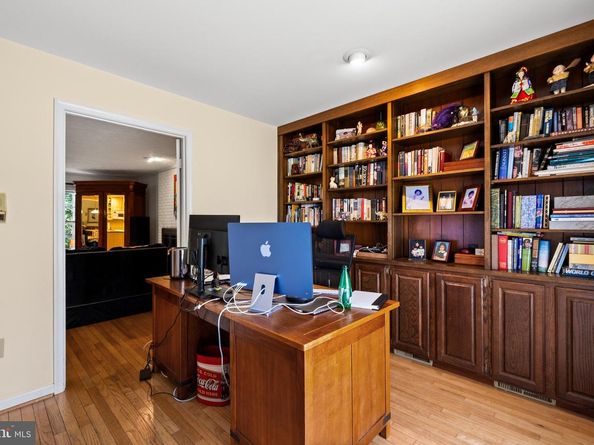 9100 Quarter Court, Vienna VA 22182