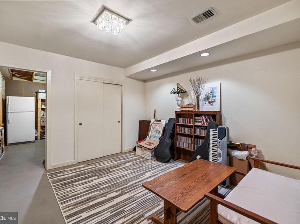 9100 Quarter Court, Vienna VA 22182