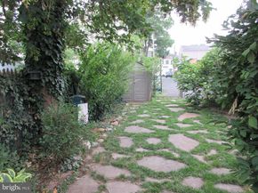 216 Dorrance Street, Bristol PA 19007