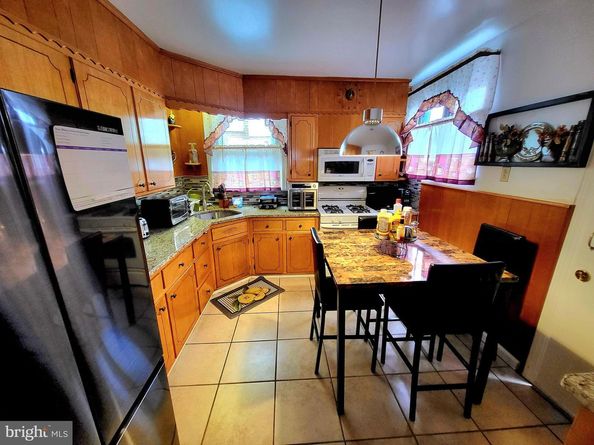 4221 Neilson Street, Philadelphia PA 19124