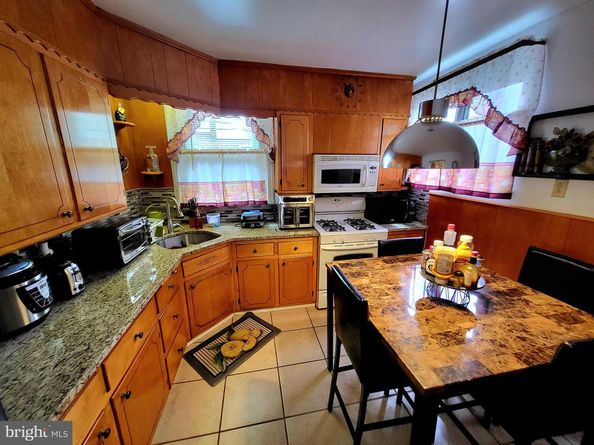 4221 Neilson Street, Philadelphia PA 19124
