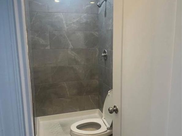 6079 Regent Street, Philadelphia PA 19142