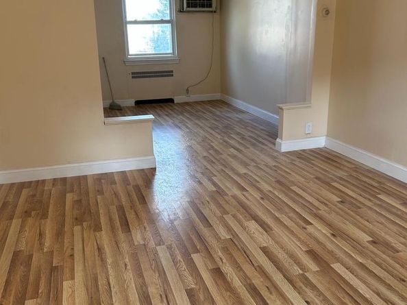 577 Snowden Road, Upper Darby PA 19082