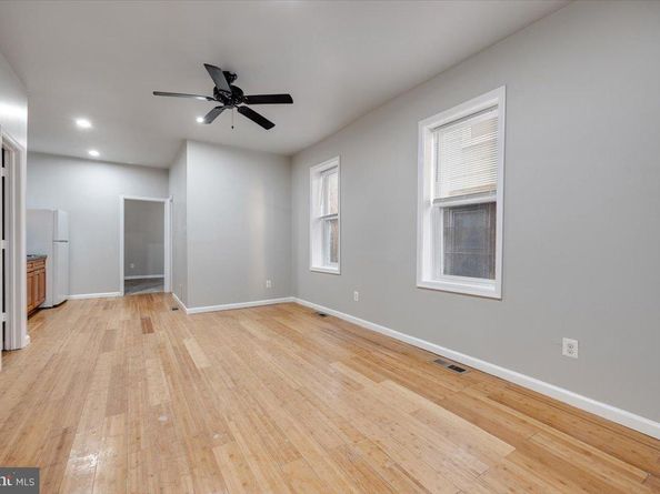 109 W Logan Street, Philadelphia PA 19144