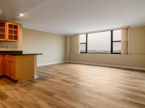4600 Duke Street 1602, Alexandria VA 22304