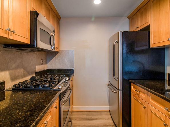 4600 Duke Street 1602, Alexandria VA 22304