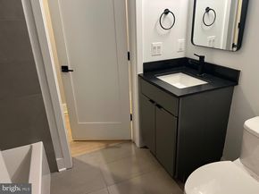615 15TH Street NE 1, Washington DC 20002