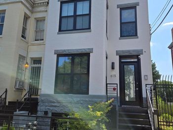 615 15TH Street NE