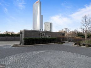 210 S 25TH Street 903, Philadelphia PA 19103