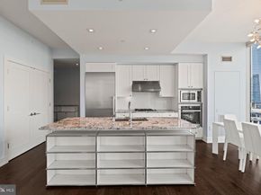 210 S 25TH Street 903, Philadelphia PA 19103