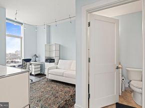 210 S 25TH Street 903, Philadelphia PA 19103
