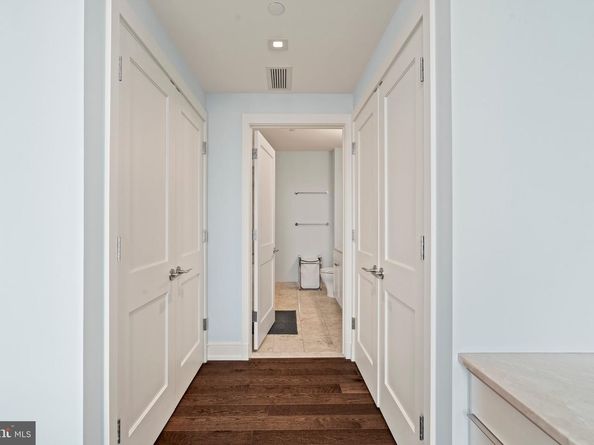 210 S 25TH Street 903, Philadelphia PA 19103