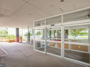 2475 Virginia Avenue NW 621, Washington DC 20037