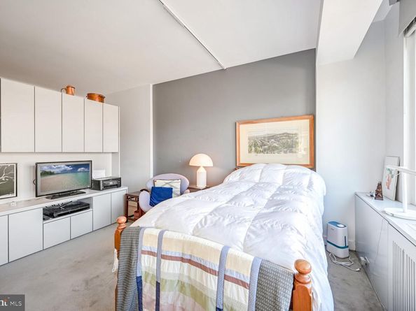 2475 Virginia Avenue NW 621, Washington DC 20037