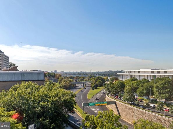 2475 Virginia Avenue NW 621, Washington DC 20037