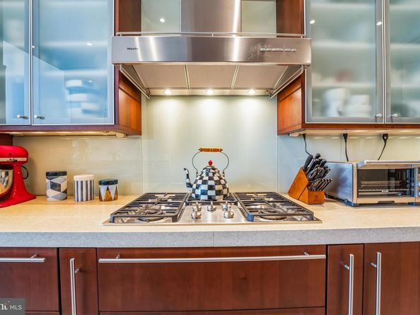 1612 16TH Street NW 3, Washington DC 20009