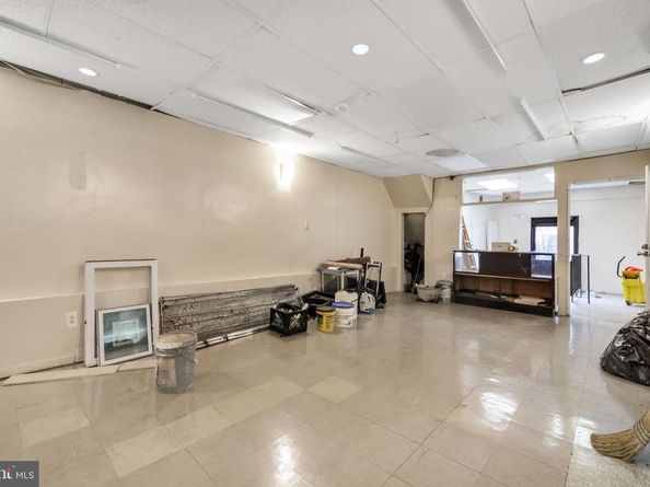 50 S 60TH Street, Philadelphia PA 19139