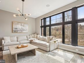 4584 Riverside Way, Philadelphia PA 19127