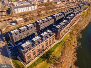 4584 Riverside Way, Philadelphia PA 19127