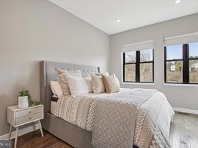 4584 Riverside Way, Philadelphia PA 19127