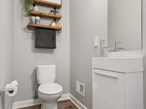 4584 Riverside Way, Philadelphia PA 19127