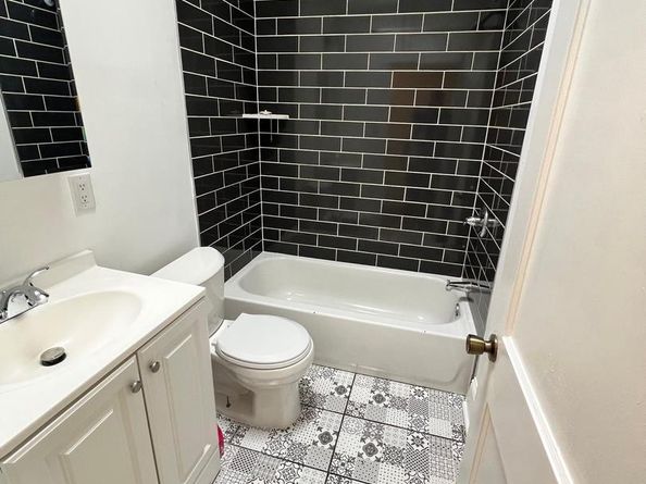 6232 N 10TH Street, Philadelphia PA 19141