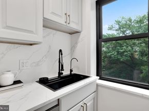 1010 25TH Street NW 405, Washington DC 20037