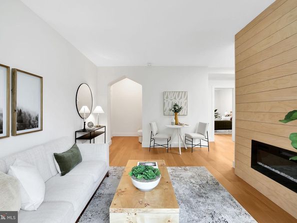 1010 25TH Street NW 405, Washington DC 20037