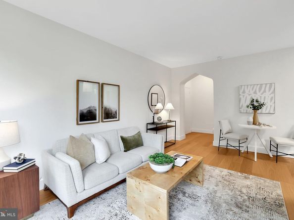 1010 25TH Street NW 405, Washington DC 20037