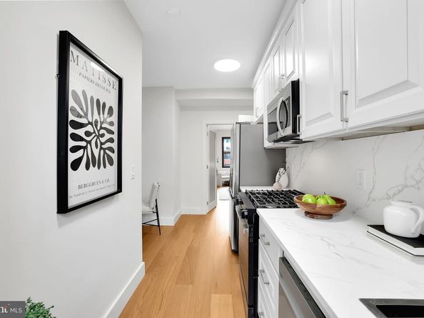 1010 25TH Street NW 405, Washington DC 20037