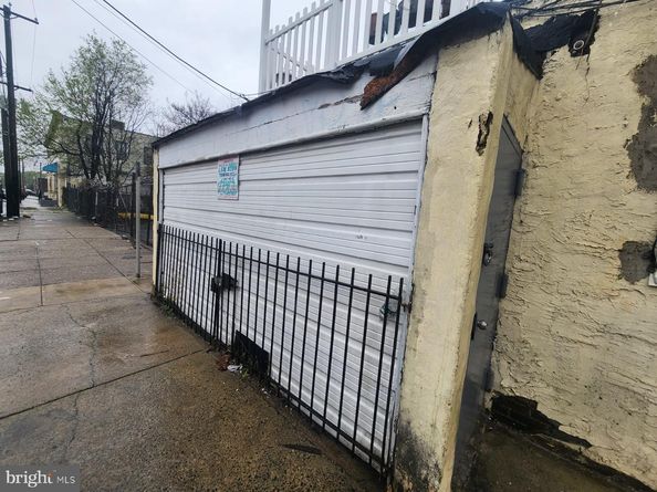 924 W Silver Street, Philadelphia PA 19133
