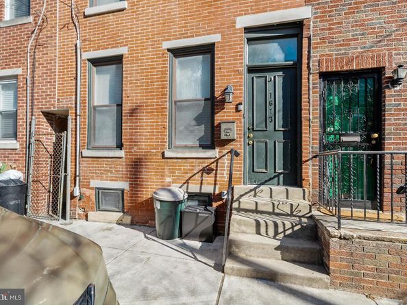 1613 Webster Street, Philadelphia PA 19146
