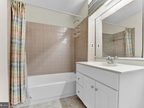 909 Putnam Boulevard, Wallingford PA 19086