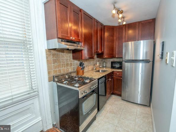 1629 Green Street 2, Philadelphia PA 19130