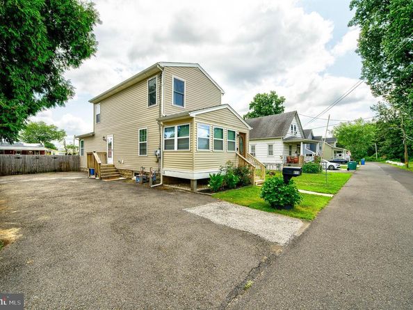 815 Stella Avenue, Croydon PA 19021