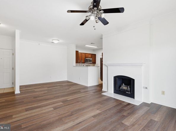 1570 Spring Gate Drive 7408, Mclean VA 22102