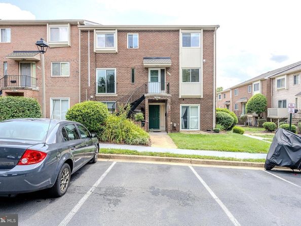 4627 Logsdon Drive 51, Annandale VA 22003