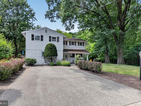 803 Preston Road, Glenside PA 19038